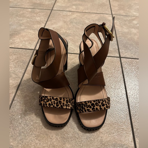 COACH Mandy Sandal - Picture 9 of 11